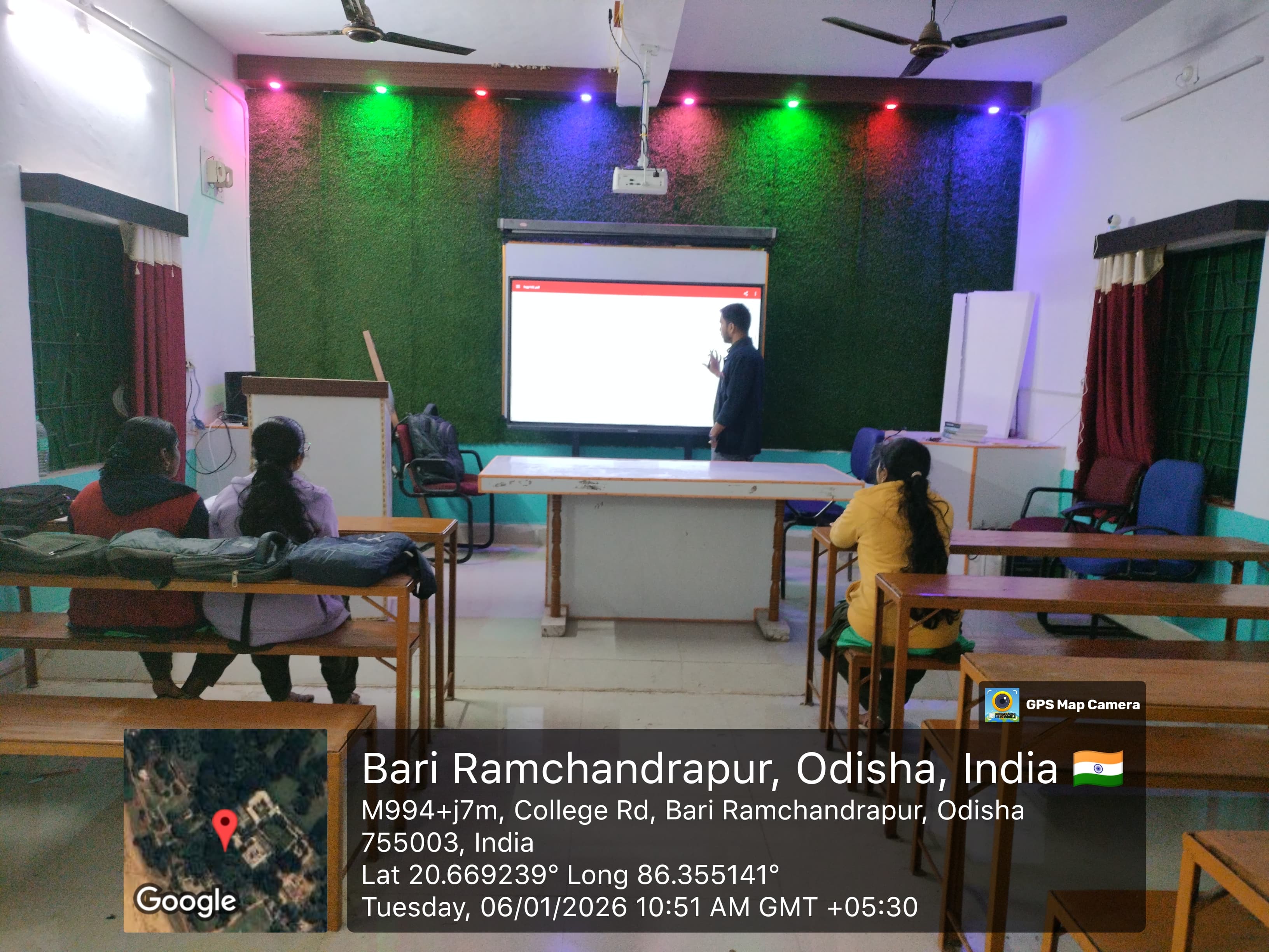 Smart Learning Theatre ( SLT) 